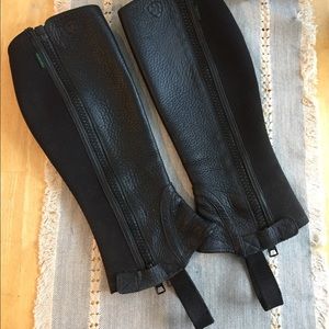 Ariat Half Chaps Small-Short